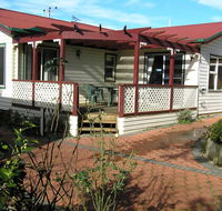 Belle Cottage - Kingaroy Accommodation