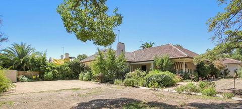 Benson House & Benson Lodge - Kingaroy Accommodation 1