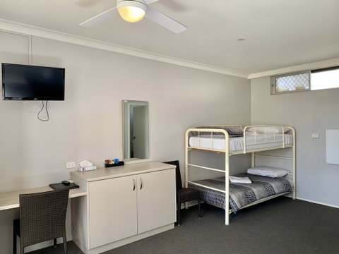 Bermagui Beach Hotel - Kingaroy Accommodation 1