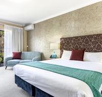 Berry Village Boutique Motel - Kingaroy Accommodation