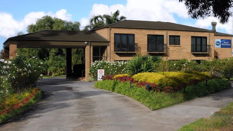 BEST WESTERN Geelong Motor Inn & Serviced Apartments - Kingaroy Accommodation 3
