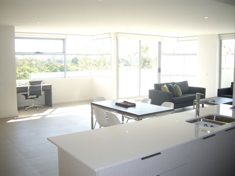 Best Western Plus The Tudor Box Hill - Kingaroy Accommodation 1