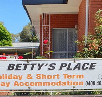 Betty's Place - Kingaroy Accommodation