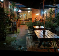 Bev and Mick's International Backpackers at Mcmahon's - Kingaroy Accommodation