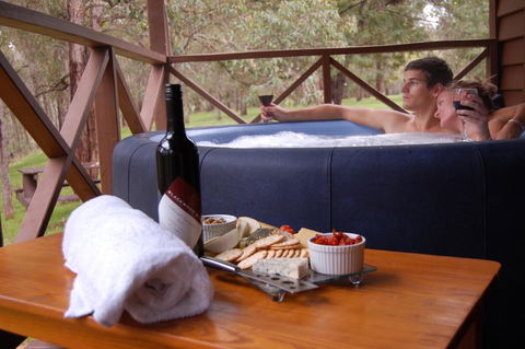 Beyonderup Falls Adult Retreat - Kingaroy Accommodation 3