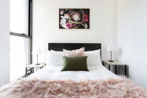 BHB Designer Collingwood - Kingaroy Accommodation 1