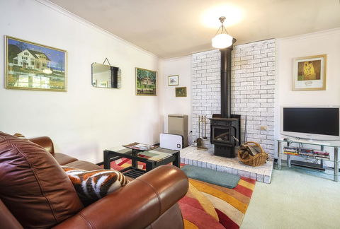Bidwell Cottage - Kingaroy Accommodation 1