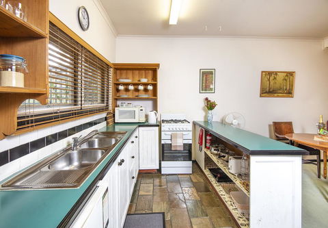 Bidwell Cottage - Kingaroy Accommodation 3
