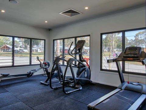 BIG4 Sandstone Point Holiday Resort - Kingaroy Accommodation 1