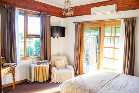 Billabong Cottage - Kingaroy Accommodation 0