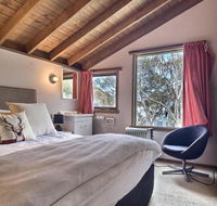 Bindi - Alpine Getaways's Chalet at Tower Rd - Kingaroy Accommodation