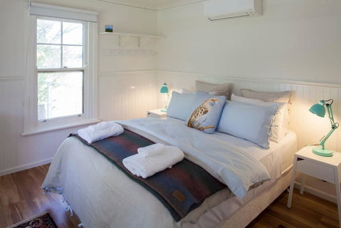 Bird House - Kingaroy Accommodation 2