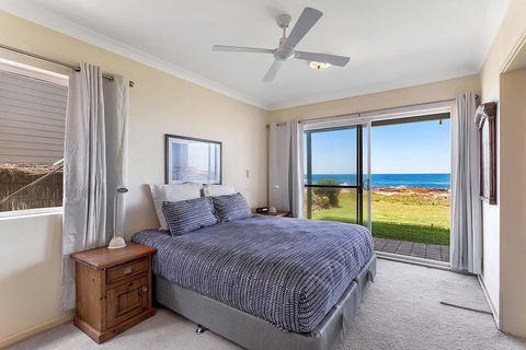Birubi Lane 4 - Anna Bay - Kingaroy Accommodation 2