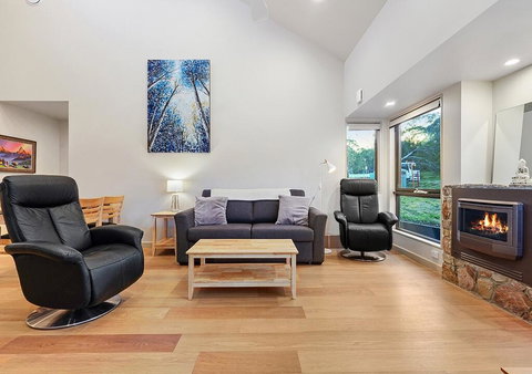 Blackout - Kingaroy Accommodation 3