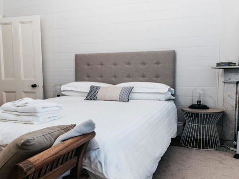 Blake House - Iconic Coastal Homestead - Kingaroy Accommodation 2