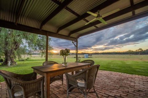 Blaxland's Cottage - Kingaroy Accommodation 1