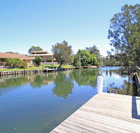 Blue Lagoon - Waterfront - Kingaroy Accommodation
