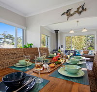 Blue Waters Cottage - 120m to Jervis Bay - Kingaroy Accommodation