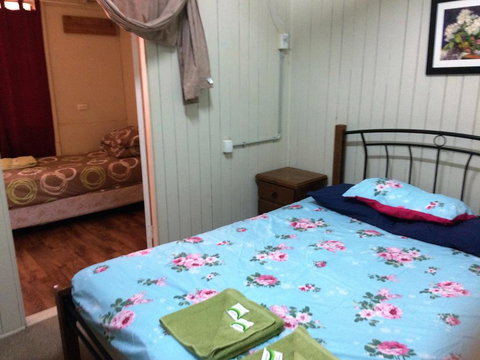 Bluff Hotel - Kingaroy Accommodation 0