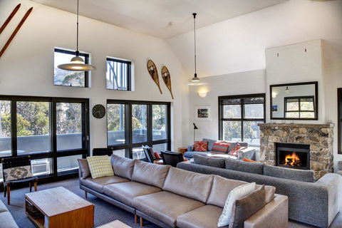 Boali Lodge Thredbo - Kingaroy Accommodation 2