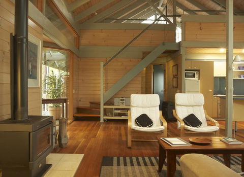 Bombah Point Eco Cottages - Kingaroy Accommodation 2