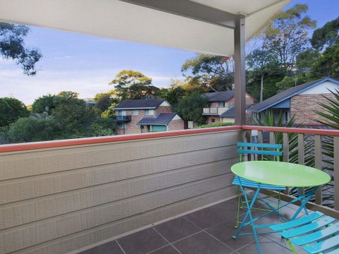 Bombo Blue - Pet Friendly Townhouse - Kingaroy Accommodation 0