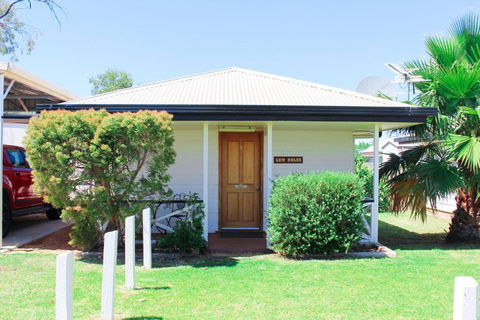 Warrego Hotel Motel Cunnamulla - Kingaroy Accommodation 2