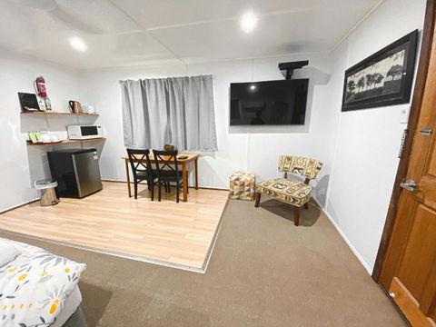 Warrego Hotel Motel Cunnamulla - Kingaroy Accommodation 3