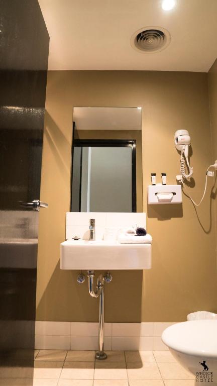 Windsor Castle Hotel - Kingaroy Accommodation 2