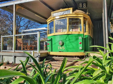 Yarra Valley Tram Stay - Kingaroy Accommodation 0