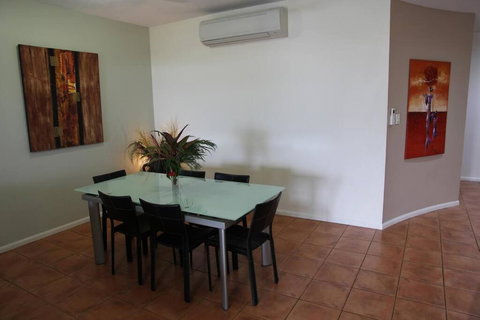 Zen Bridgeport - Waterfront - Balcony Dining - Pool - Kingaroy Accommodation 1