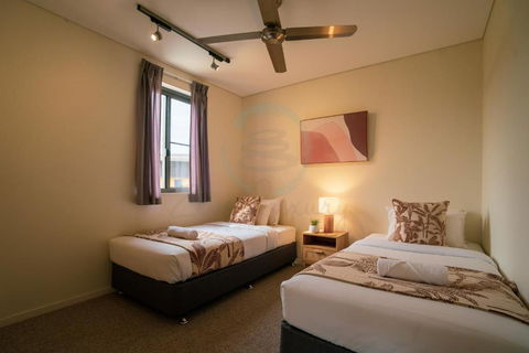 ZEN PARADISE - 2-BR Waterfront Ocean View Retreat - Kingaroy Accommodation 1