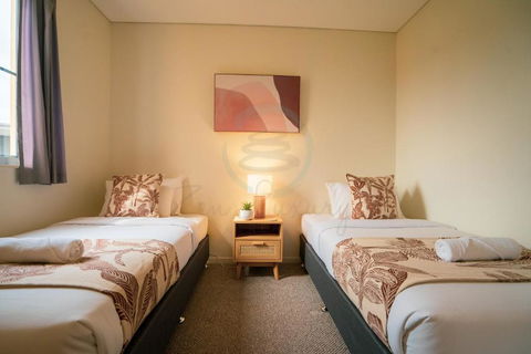 ZEN PARADISE - 2-BR Waterfront Ocean View Retreat - Kingaroy Accommodation 3