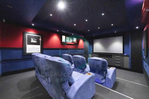 ZenLux: 4BR Bayview Mansion Infinity Pool + Cinema - Kingaroy Accommodation 0
