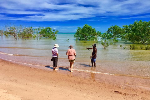 Gay-Wu Woman's 5 Day Yolngu Homeland Tour - Kingaroy Accommodation 5