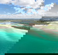 Deluxe Seaplane Tour Noosa to Glasshouse Adventure for 2 with Photobook - Kingaroy Accommodation