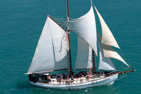 Whitehaven Beach Sailing And Snorkeling Cruise - Kingaroy Accommodation 5