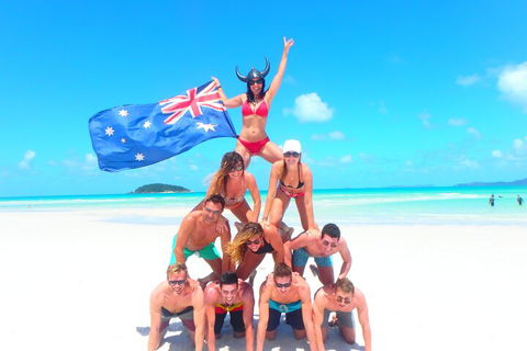 Sail, Snorkel, SUP & Kayak Charter Whitsundays - Kingaroy Accommodation 3