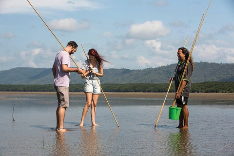 Daintree Dreaming Traditional Aboriginal Fishing From Cairns Or Port Douglas - Kingaroy Accommodation 1