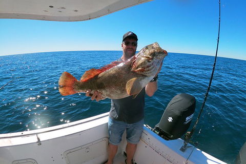 Full Day 9.5 Hour Offshore Fishing Charter - Kingaroy Accommodation 3