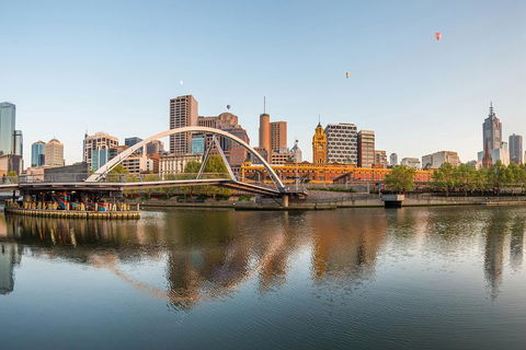 See Melbourne With A Local: Private & Personalized - Kingaroy Accommodation 1