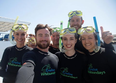 Great Barrier Reef Day Cruise To Reefworld - Kingaroy Accommodation 4