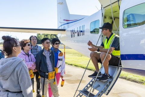 Scenic Flight - Great Barrier Reef, Heart Reef, Whitehaven Beach & Hill Inlet! - Kingaroy Accommodation 1