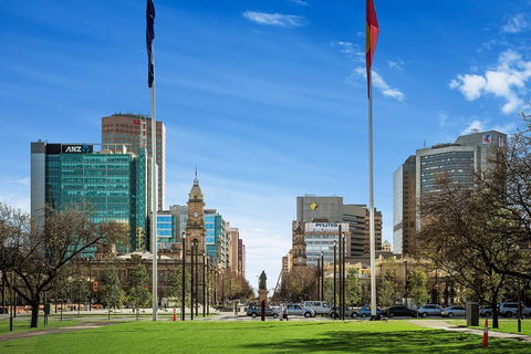 Adelaide Highlights, Hahndorf & McLaren Vale Wine Tasting And Sightseeing Tour - Kingaroy Accommodation 1