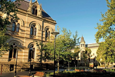 Adelaide City Highlights Tour - Kingaroy Accommodation 2